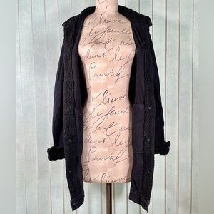 Black dark washed long button down denim jacket coat w/ faux shearling trim MED